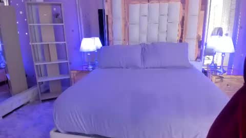 goldentemptation_ online show from July 27, 9:31 pm
