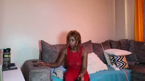 goldiecandy online show from August 15, 1:15 pm