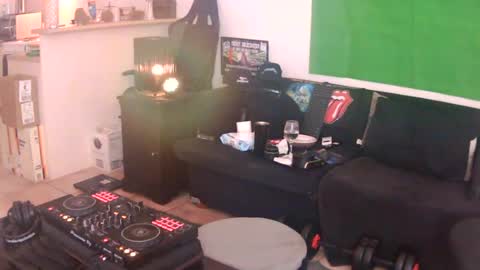 goldyguy011 online show from August 9, 12:55 am