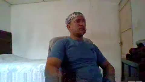 golons17 online show from May 5, 6:42 pm