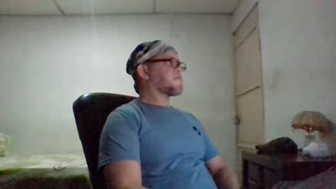 golons17 online show from August 2, 4:52 am