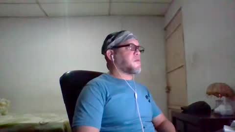 golons17 online show from August 2, 6:09 am