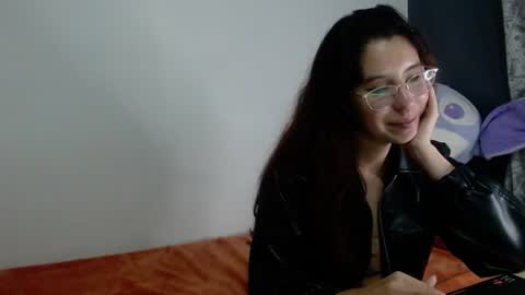 good_vibes4 online show from July 20, 10:35 pm