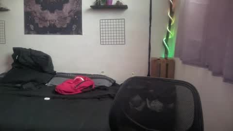 goodbatorboy online show from August 9, 10:00 pm