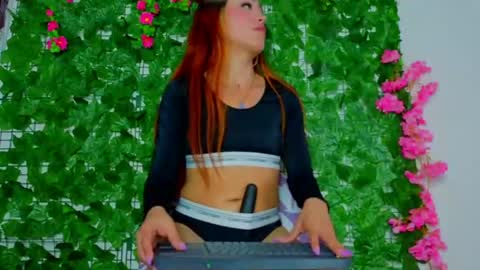 goodgirl_honey online show from July 15, 1:50 am