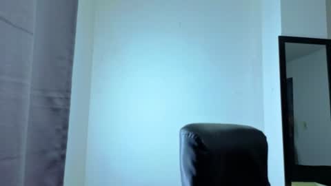 Goodgirlxxxl online show from August 14, 6:28 am