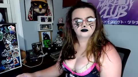 goodgrl1799backup online show from July 23, 2:58 am