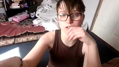 gooeypixie online show from March 29, 9:50 pm