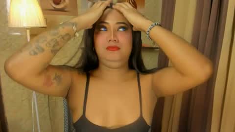 gorgeous_dark_luna online show from August 6, 6:45 am