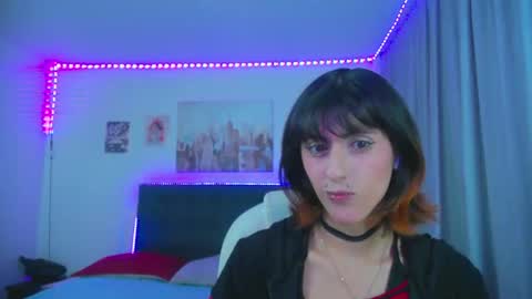 goth_minerva online show from August 8, 2:06 pm