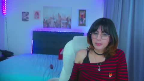 goth_minerva online show from August 8, 5:35 pm