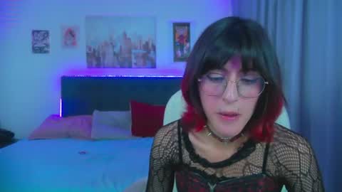 goth_minerva online show from August 13, 4:43 pm