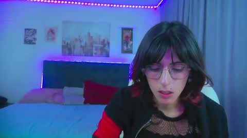 goth_minerva online show from August 14, 6:33 pm