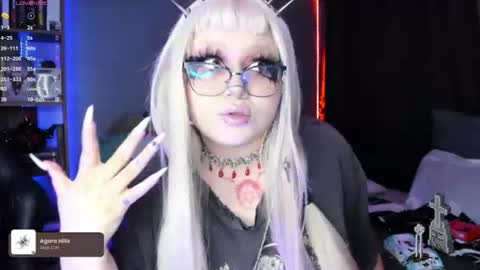   online show from August 18, 3:23 am