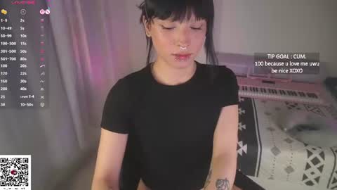 gothbabe2001 online show from July 25, 8:07 am