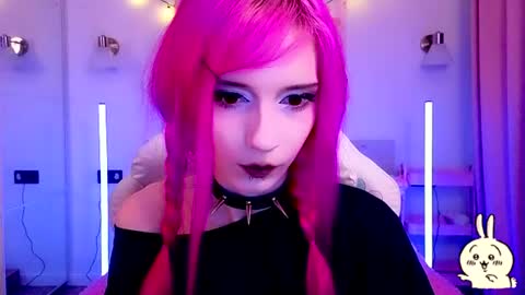 gothiclali online show from August 5, 1:58 am