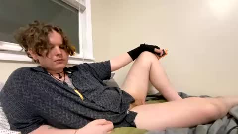 Doll online show from August 2, 3:46 am