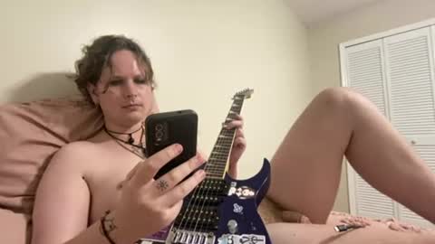 Doll online show from August 12, 5:43 am