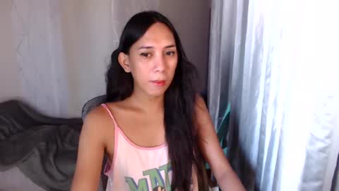 HoneyGrace online show from August 1, 3:45 am