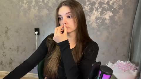 Grace Brown online show from August 15, 3:21 am