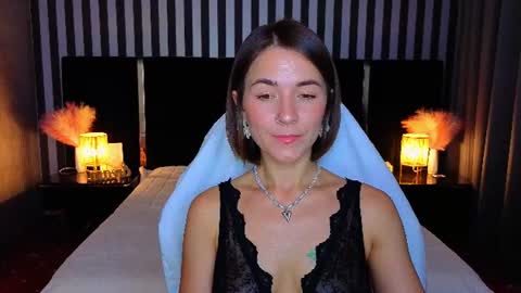 gracefulmichelle online show from July 7, 7:07 pm