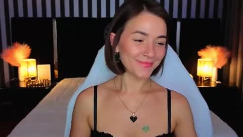 gracefulmichelle online show from July 11, 9:21 pm