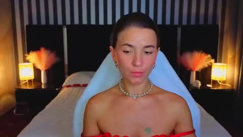 gracefulmichelle online show from August 14, 2:15 am