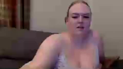 Grace Loves online show from July 31, 6:57 pm