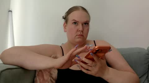 Grace Loves online show from August 14, 12:31 pm