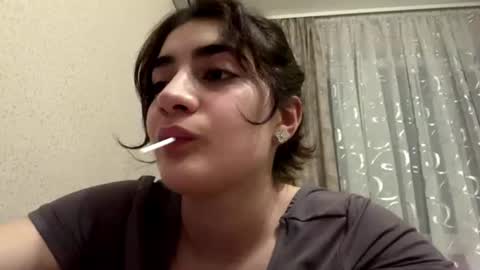 Rira online show from August 12, 8:44 pm