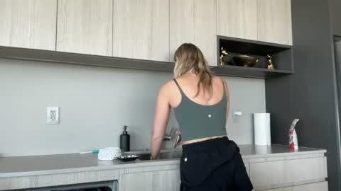 graciemae_baexx online show from July 1, 7:59 pm