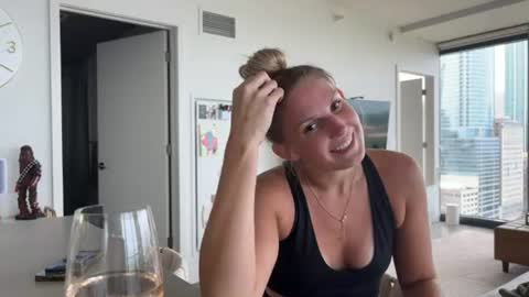 graciemae_baexx online show from August 10, 8:43 pm