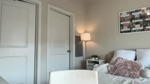 graciesmith27 online show from August 8, 10:21 pm