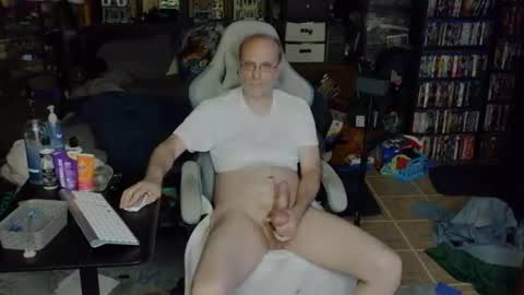 Christopher online show from August 4, 3:14 am