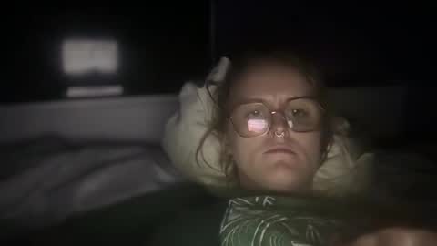 gratefulslut69 online show from April 15, 10:22 am