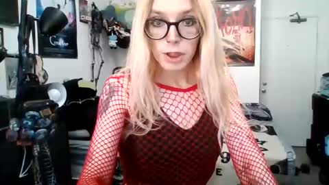 Tana Graveyard Baby online show from September 5, 9:09 pm