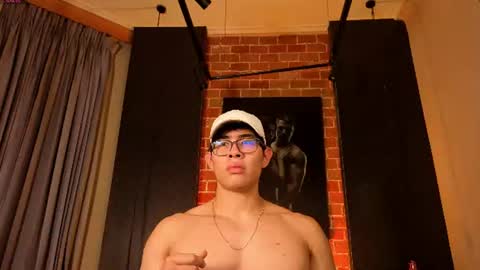 grayandrews online show from August 7, 11:49 pm