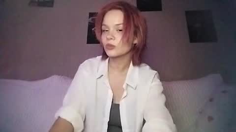 Sia online show from September 9, 3:09 pm