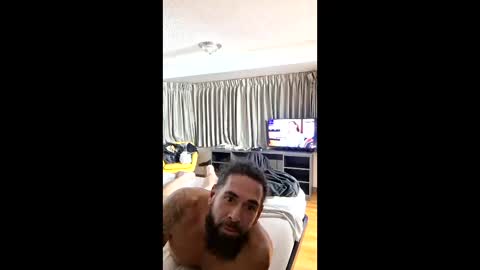 greatfullone online show from April 5, 11:41 pm