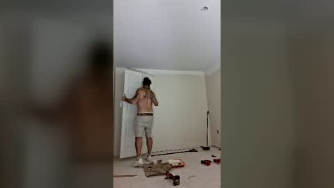 greatfullone online show from August 13, 3:31 am