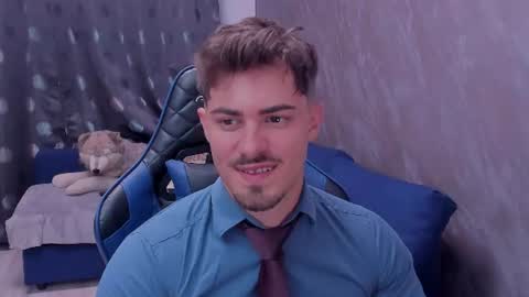 greekgod199 online show from August 11, 10:34 pm