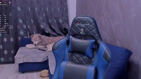 greekgod199 online show from August 12, 1:52 am