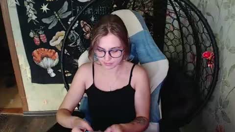 Lina online show from July 24, 8:39 am