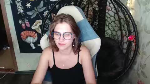 Lina online show from July 28, 10:54 am