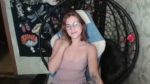 Lina online show from August 2, 12:01 pm