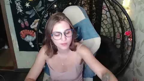 Lina online show from August 6, 3:00 pm