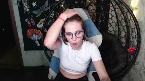 Lina online show from August 11, 2:30 pm