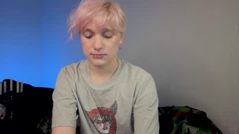 Greg-independent model online show from July 18, 5:58 pm