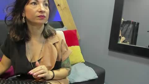 Greta online show from August 10, 1:23 pm