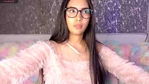 Gretel  online show from August 11, 9:33 am